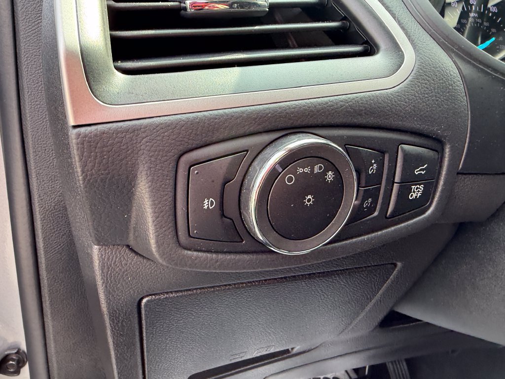 Used 2024 Ford Edge SEL w/ Convenience Package AWD/4WD image 18