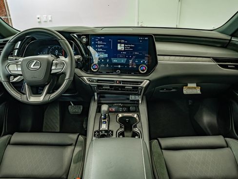 New 2026 Lexus RX 350 AWD image 28