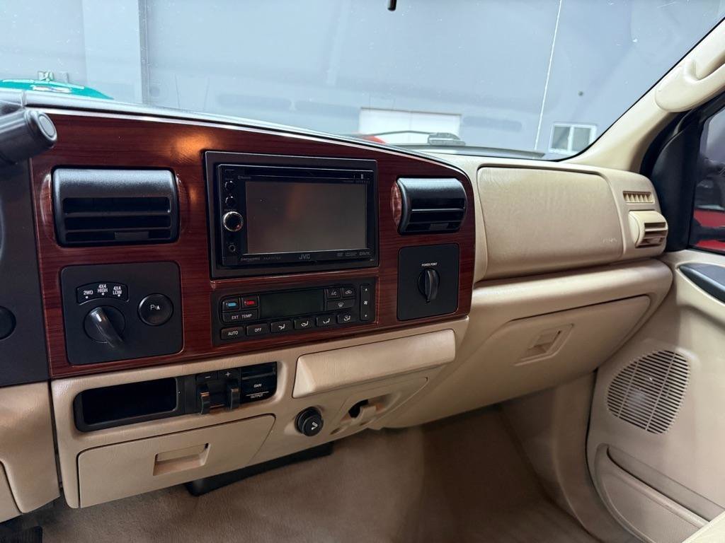 Used 2005 Ford F250 XL AWD/4WD image 17