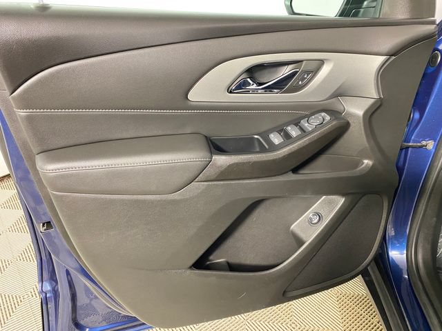 Certified 2023 Chevrolet Traverse LT AWD/4WD image 12