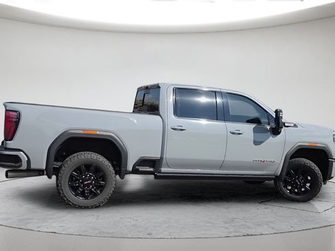 Used 2024 GMC Sierra 3500 AT4 w/ AT4 Premium Plus Package AWD/4WD image 5
