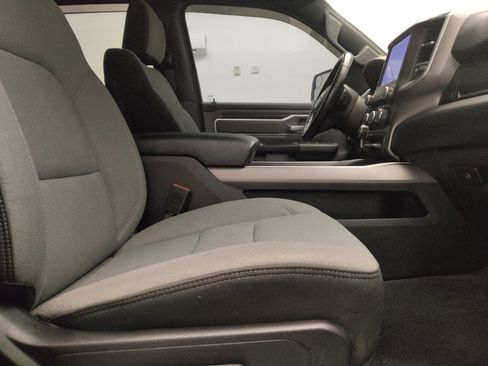 Used 2022 RAM 1500 Big Horn AWD/4WD image 21