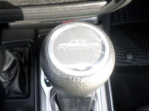 Used 2021 Jeep Gladiator Sport image 14