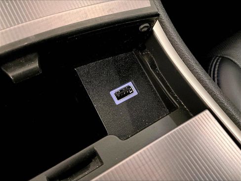 Used 2019 Lincoln MKZ Reserve image 31