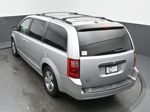 Used 2009 Dodge Grand Caravan SXT image 36