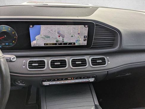 Used 2021 Mercedes-Benz GLS 450 4MATIC image 12