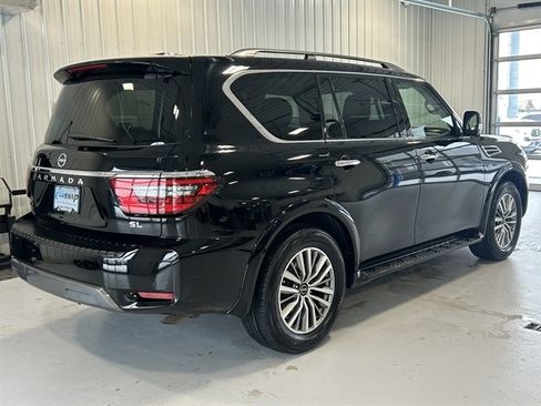Used 2021 Nissan Armada SL w/ Captain's Chairs Package image 3