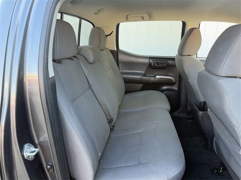 Used 2022 Toyota Tacoma SR5 image 29