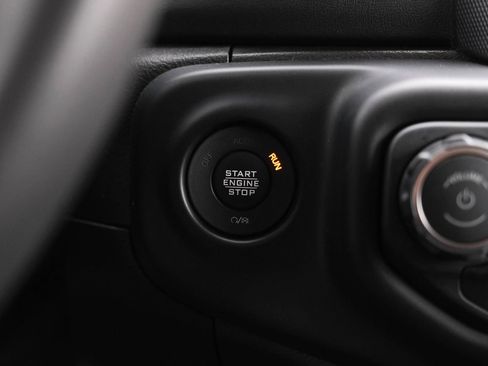 Used 2023 Jeep Wrangler Unlimited Sahara AWD/4WD image 36