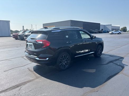 Used 2022 GMC Terrain Denali w/ Black Diamond Edition AWD/4WD image 10