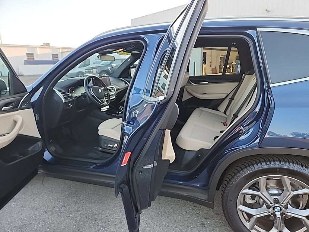 Used 2023 BMW X3 sDrive30i w/ Premium Package RWD image 10