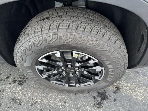 New 2026 Chevrolet Traverse Z71 w/ Driver Confidence Package image 14