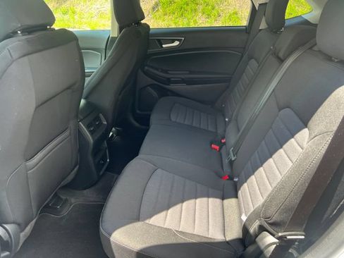 Used 2024 Ford Edge SE AWD/4WD image 11