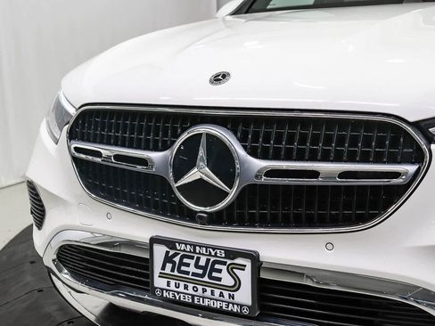 Certified 2026 Mercedes-Benz GLC 300 image 8