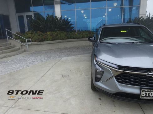 New 2026 Chevrolet Trax RS w/ Driver Confidence Package image 31