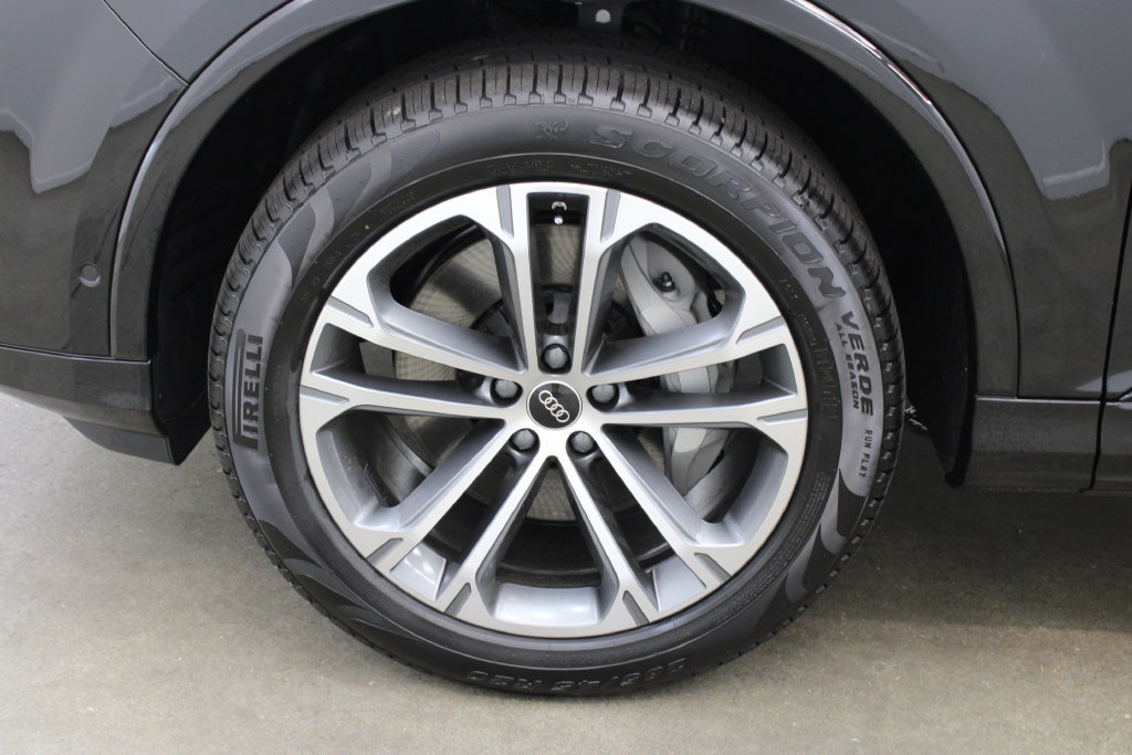 New 2026 Audi Q7 2.0T Premium AWD/4WD image 30