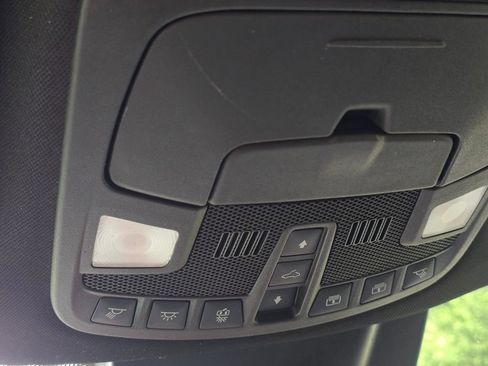 Used 2020 Ford Expedition Limited image 40