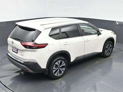 Used 2023 Nissan Rogue SV image 35