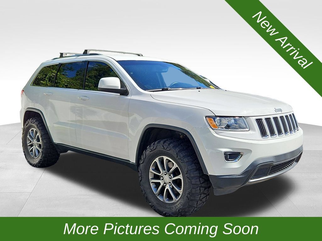 Used 2015 Jeep Grand Cherokee Laredo w/ Quick Order Package 23E AWD/4WD image 1