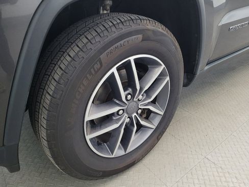 Used 2019 Jeep Grand Cherokee Limited AWD/4WD image 31