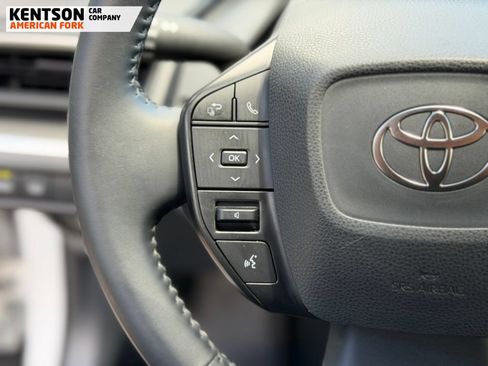 Used 2026 Toyota Prius LE FWD image 16