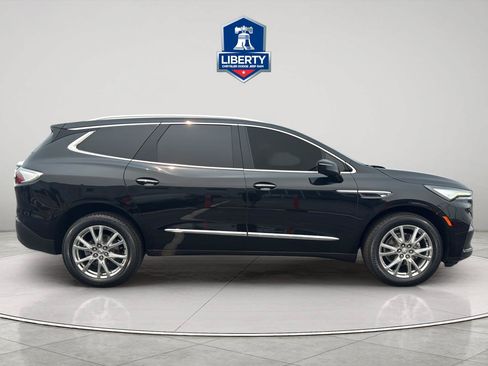 Used 2023 Buick Enclave Premium w/ Experience Buick Package FWD image 12