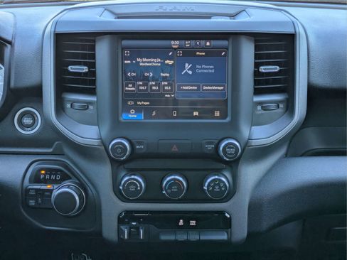 Used 2024 RAM 2500 Tradesman w/ Chrome Appearance Group AWD/4WD image 15