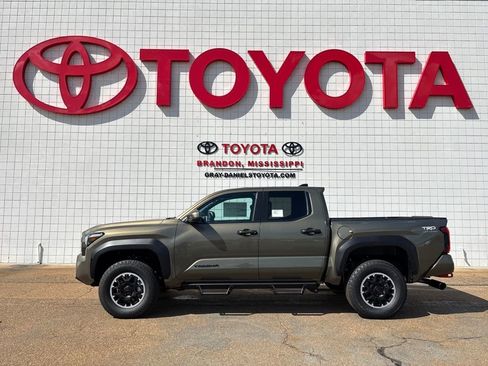 New 2026 Toyota Tacoma TRD Off-Road image 5
