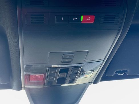 Used 2024 Volkswagen Tiguan SEL R-Line image 19