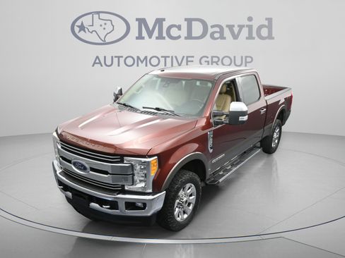 Used 2017 Ford F250 Lariat w/ Lariat Ultimate Package AWD/4WD image 34