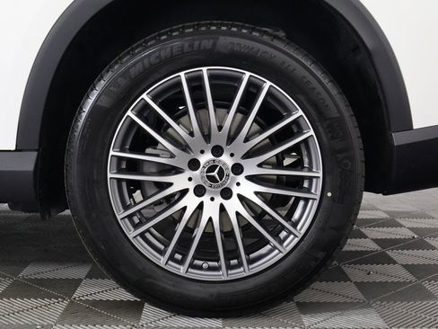 New 2026 Mercedes-Benz GLC 300 GLC 300 image 10
