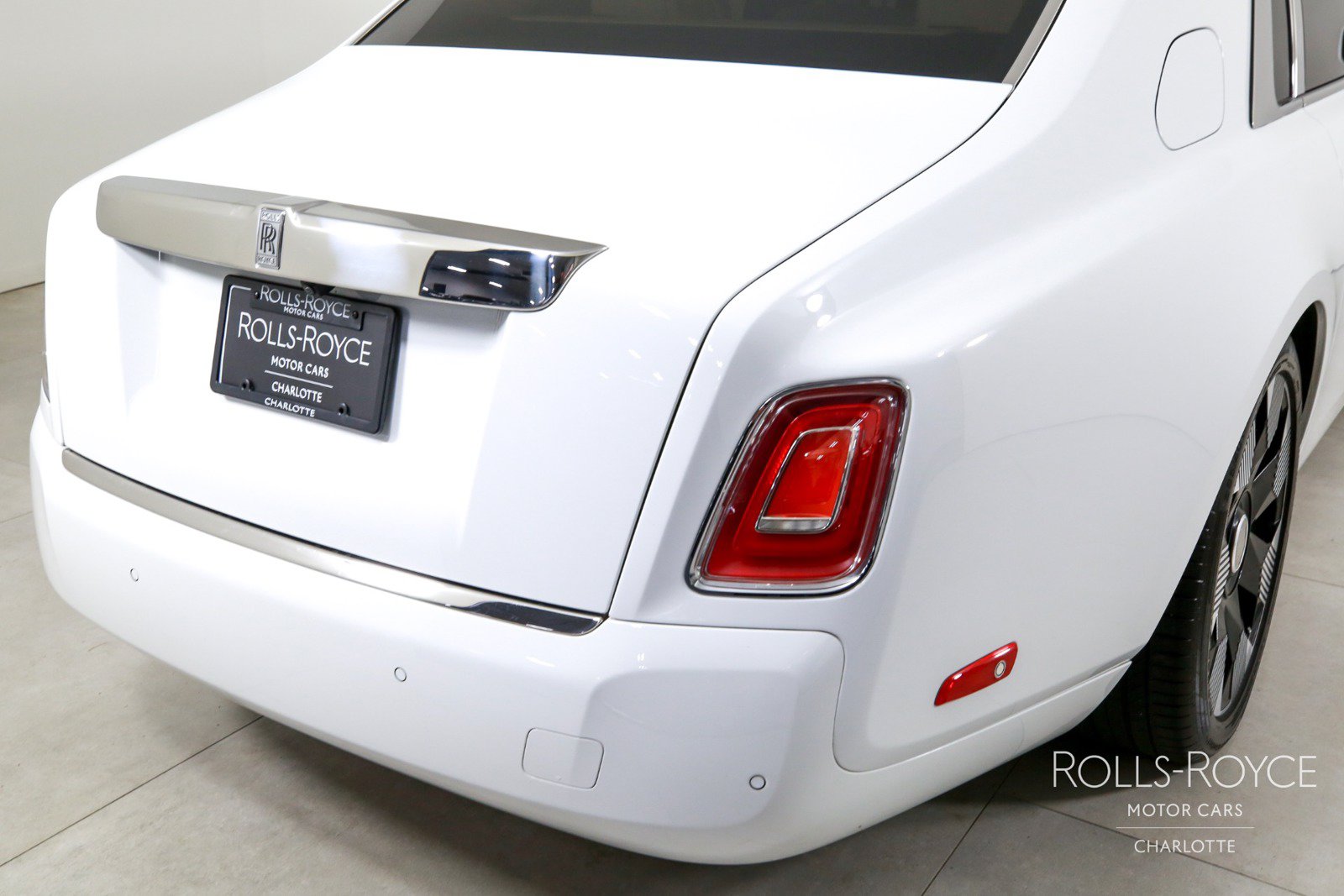Certified 2024 Rolls-Royce Phantom Sedan RWD image 50