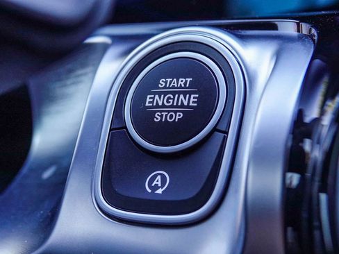 Certified 2025 Mercedes-Benz GLB 250 GLB 250 image 22