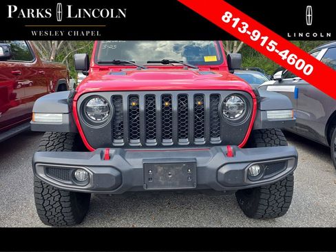 Used 2020 Jeep Gladiator Rubicon image 3