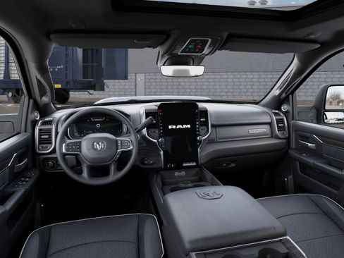 New 2026 RAM 2500 Laramie AWD/4WD image 8
