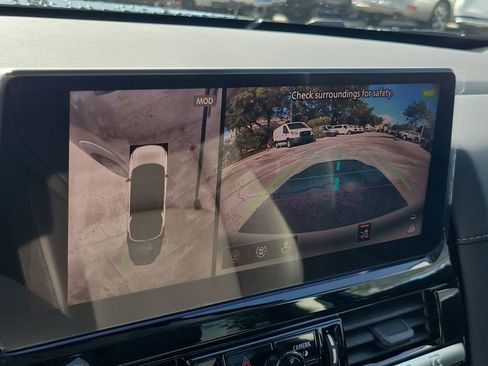 New 2026 Nissan Pathfinder SL image 33