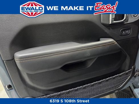 New 2025 Jeep Gladiator Sport image 14