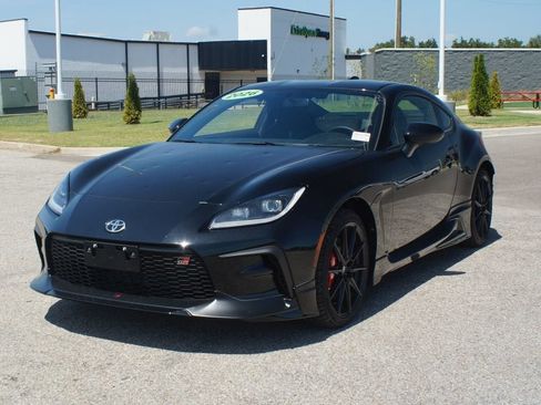 Used 2026 Toyota GR86 Premium w/ GR Aero Kit RWD image 22