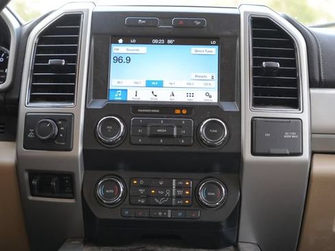 Used 2019 Ford F250 Lariat w/ Chrome Package AWD/4WD image 22