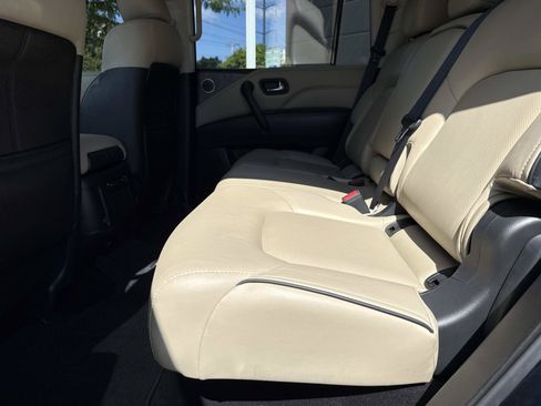 Used 2024 INFINITI QX80 Premium Select w/ Cargo Package AWD/4WD image 16