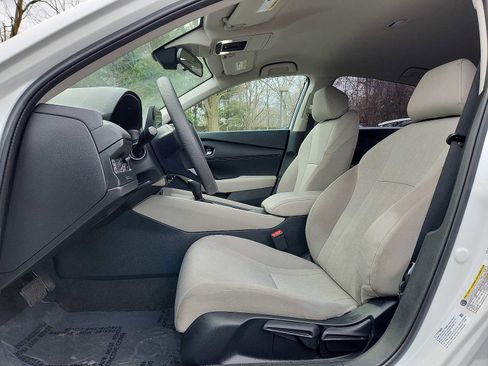 Certified 2023 Honda Accord LX image 13