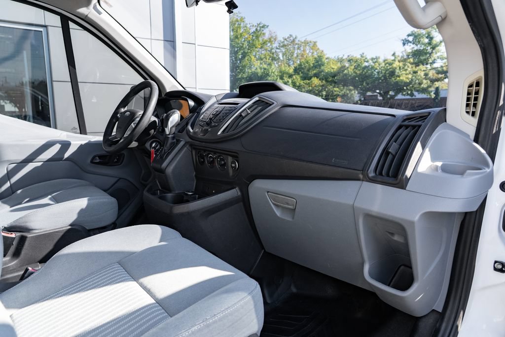 Used 2015 Ford Transit 150 XLT RWD image 24