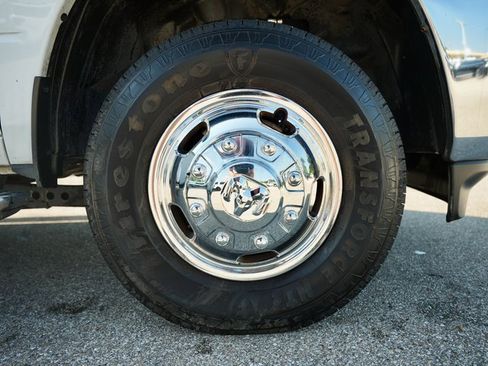 Used 2024 RAM 3500 Big Horn image 34