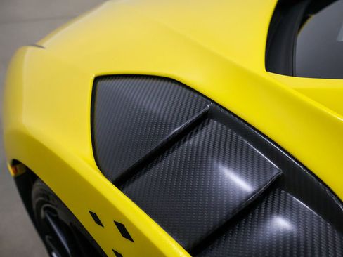 Used 2022 Lamborghini Huracan STO image 82