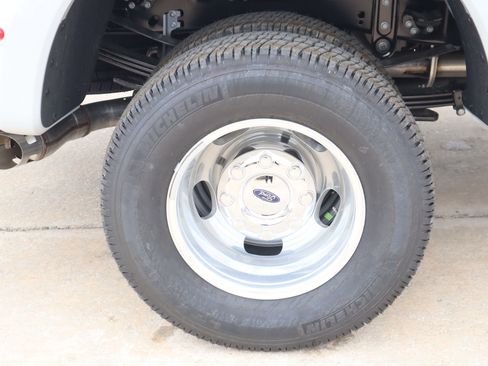 New 2026 Ford F350 XL w/ STX Appearance Package AWD/4WD image 17