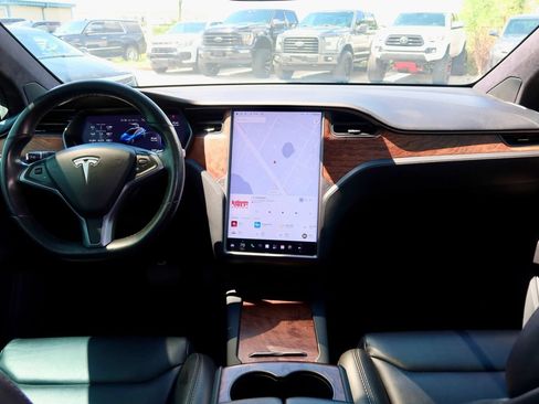 Used 2019 Tesla Model X Long Range AWD/4WD image 9