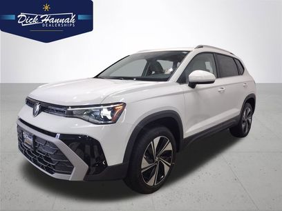New 2025 Volkswagen Taos SE