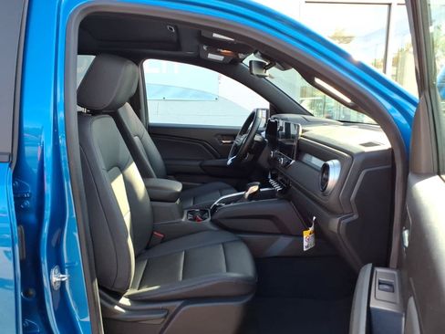 Used 2024 Chevrolet Colorado LT w/ LT Convenience Package III AWD/4WD image 20