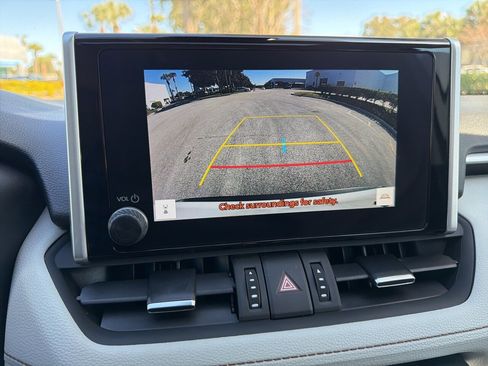 Used 2025 Toyota RAV4 XLE Premium image 16