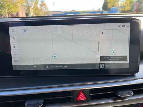 Certified 2025 Kia Sorento S image 19